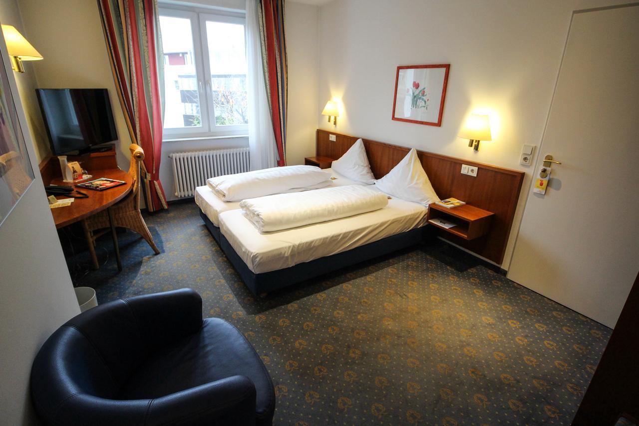 Ringhotel Zum Goldenen Ochsen Stockach Esterno foto
